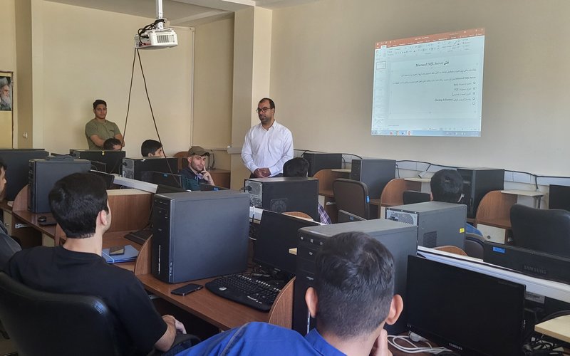 کارگاه sql (4)