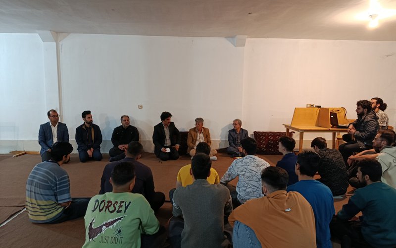 بازدید دکتر شاهین از خوابگاه شهدای دانشجو (7)