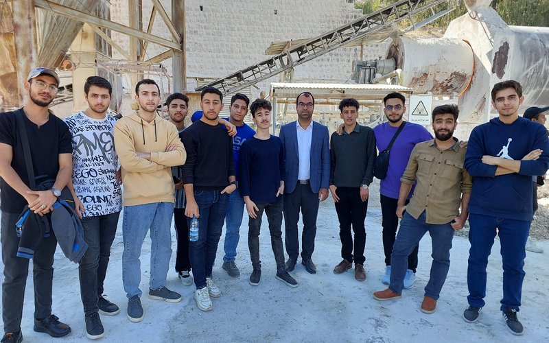 بازدید علمی از کارخانه آریا گچ پلدختر (3)