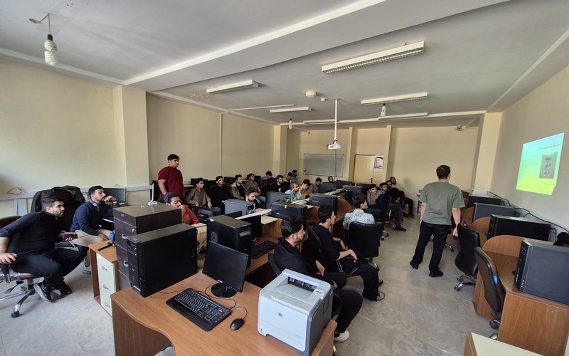 کارگاه آموزش طراحی پوستر (4)