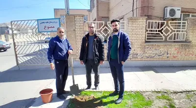 کاشت نهال به مناسبت روز درختکاری (1)