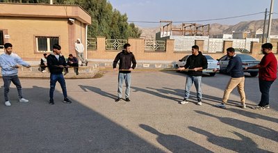 مسابقه طناب کشی (1)